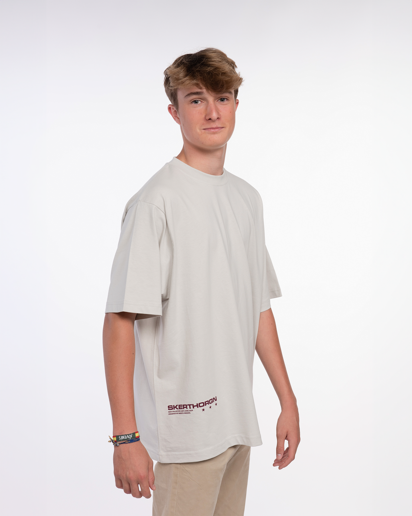 JUST LIVING TEE
